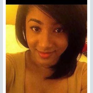 Meet your Posher, Cortney